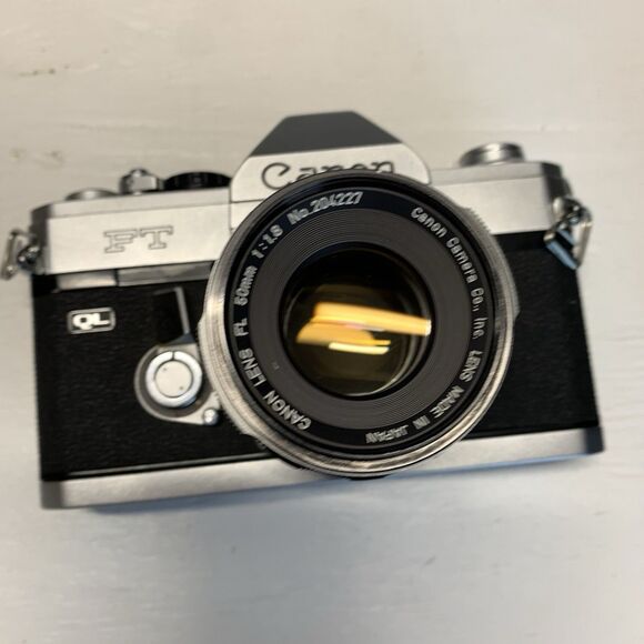 Canon TL QL 35mm Film SLR Camera w. FL 50mm 1:1.8 Lens -Light- Not Tested - USA - Picture 15 of 16